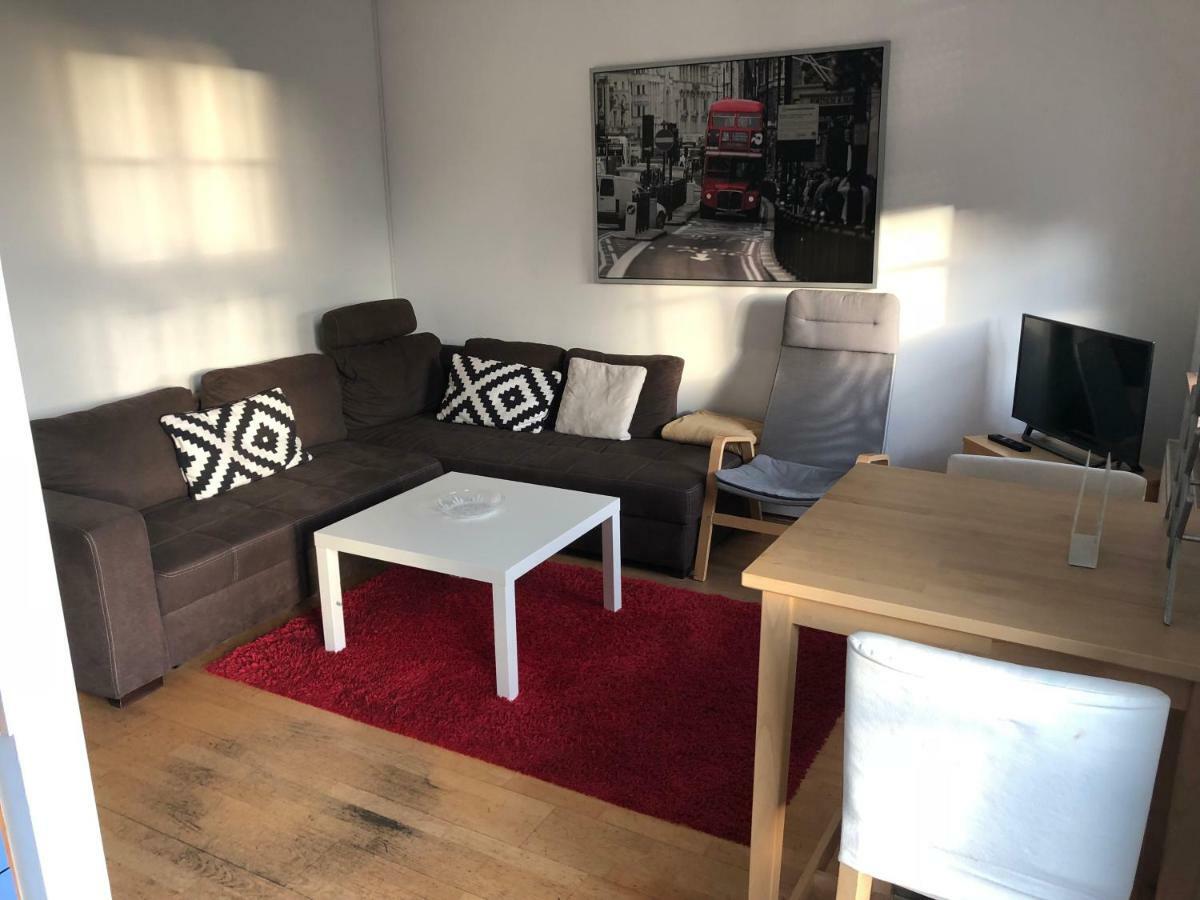 Ferienwohnung Mitten In Wiesbaden Exteriör bild