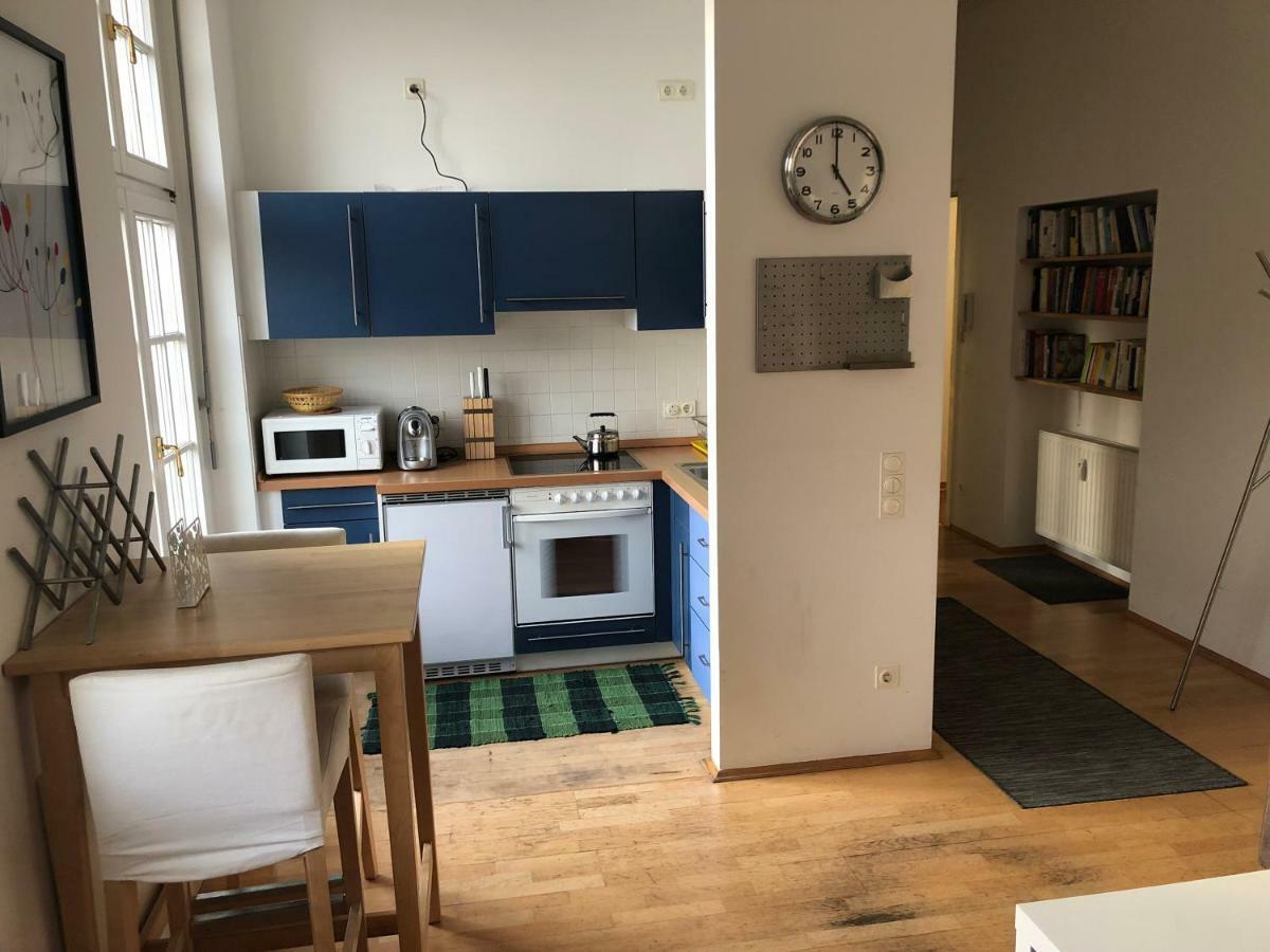 Ferienwohnung Mitten In Wiesbaden Exteriör bild
